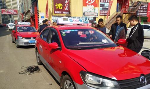 山西省呂梁市智能出租車LED全彩頂燈屏安裝項(xiàng)目